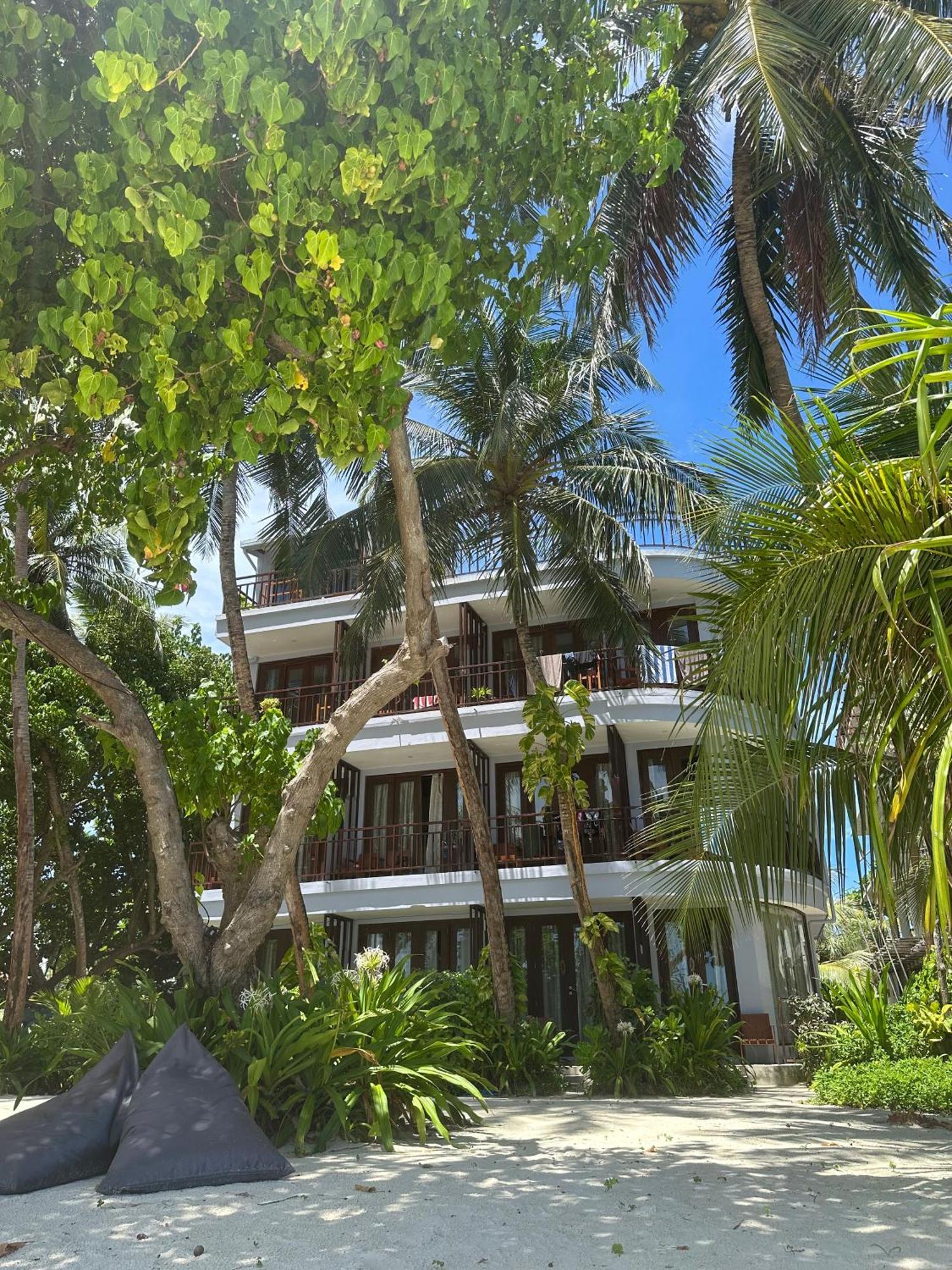 Thundi Sea View Hotel Fulidhoo Exterior photo