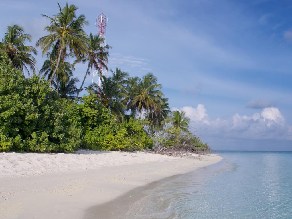 Thundi Sea View Hotel Fulidhoo Exterior photo