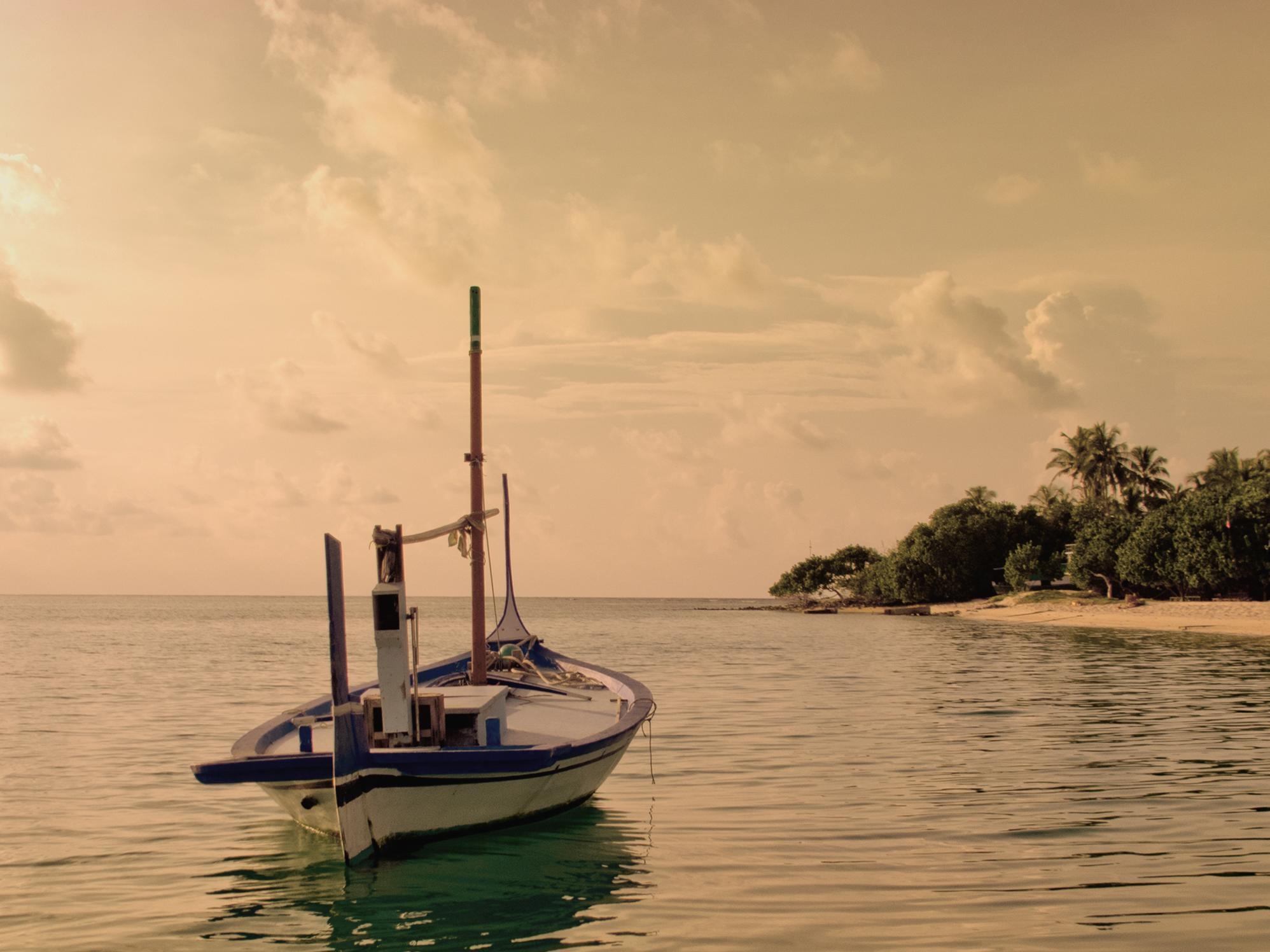 Thundi Sea View Hotel Fulidhoo Exterior photo
