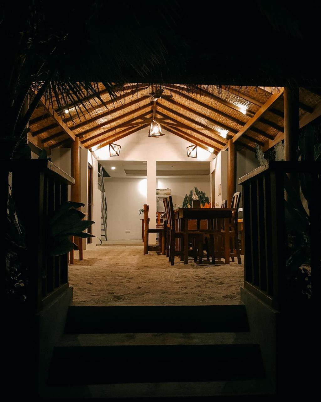 Thundi Sea View Hotel Fulidhoo Exterior photo